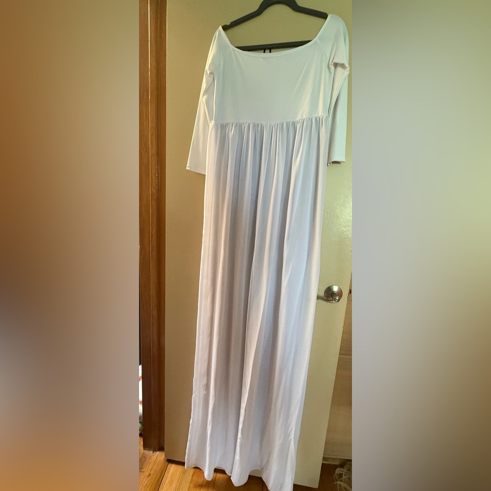 Elegant White Maxi Dress for maternity photo shoot